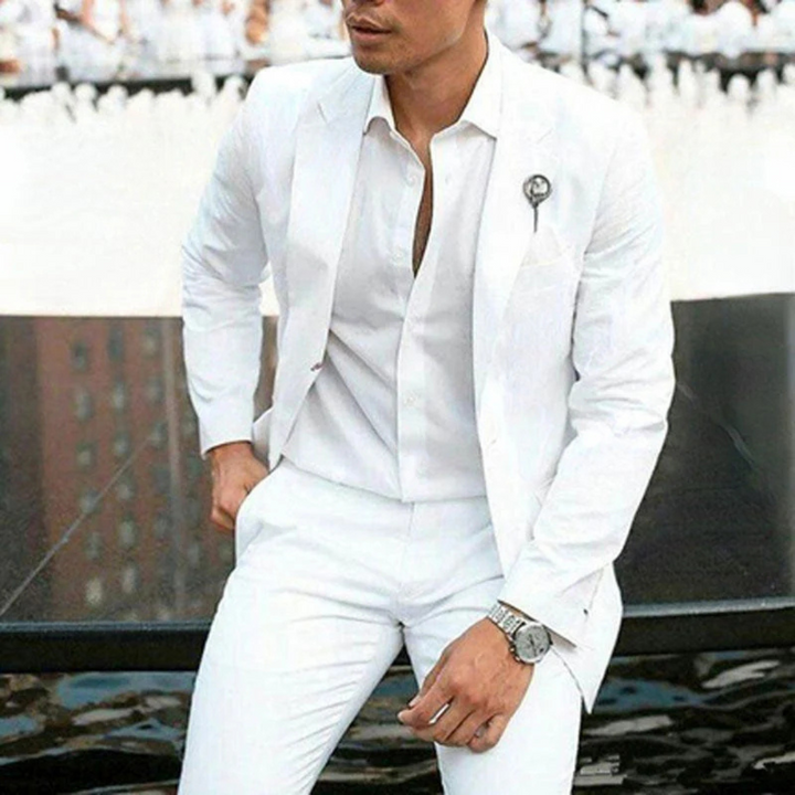 Modern heren slim-fit kostuum in wit voor een scherpe, elegante look. Ideaal voor formele gelegenheden.