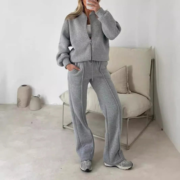 Dames tweedelige set Hayley met ritssluiting, comfortabel en stijlvol voor elke dag.