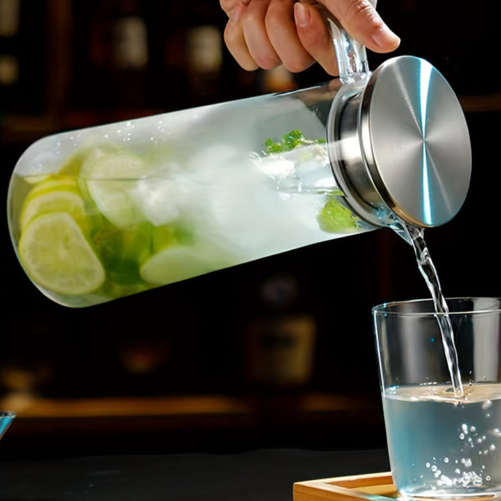Transparante BPA-vrije acryl waterkan met deksel, luxe design, voor sap, water & zomerse drankjes.