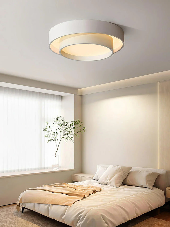 Stijlvolle LED plafondlamp voor woonkamer, energiezuinig en dimbaar.