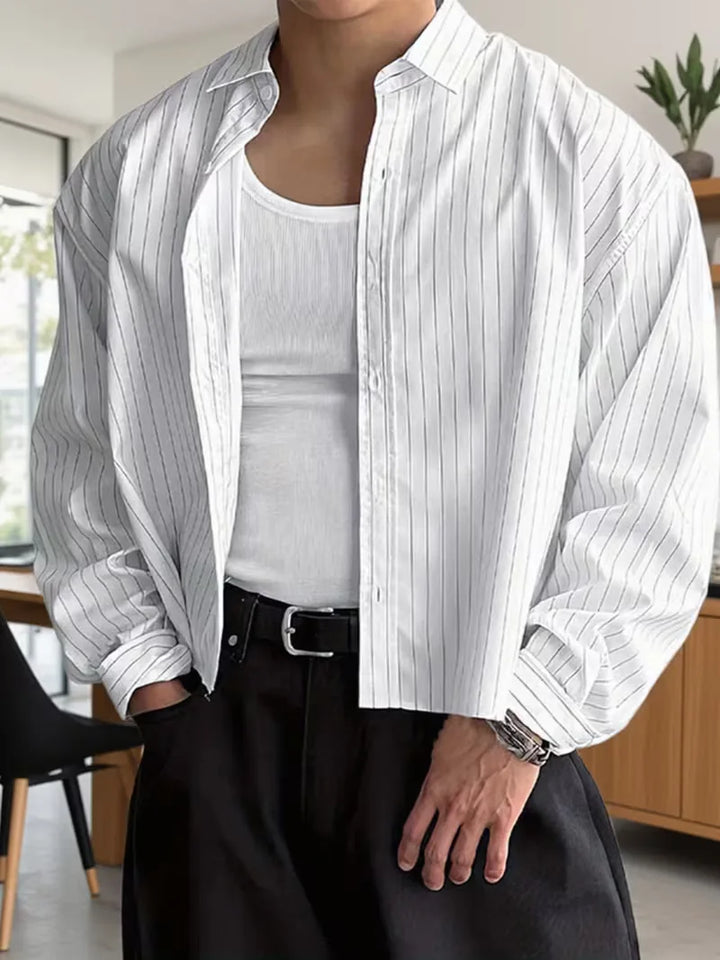 Heren oversized overhemd met stijlvolle verticale strepen, perfect voor casual lentelooks.