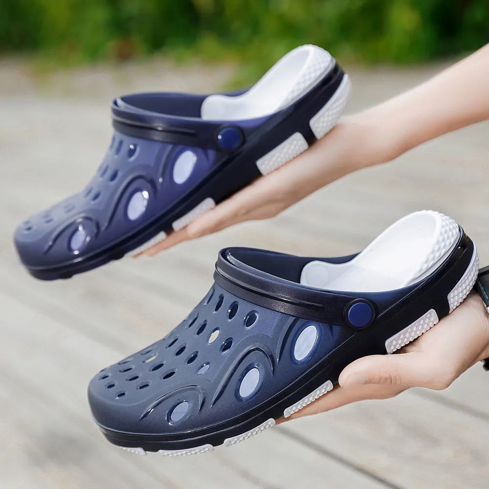 Ademende herenklompen van duurzaam materiaal, comfortabel en licht voor langdurig dragen, zelfs als werkschoenen.