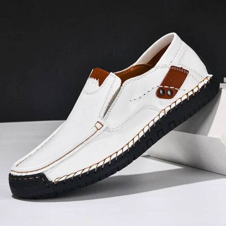 Duurzame casual heren instapschoenen, ontworpen voor ademend comfort, optimale voetondersteuning en stabiliteit.