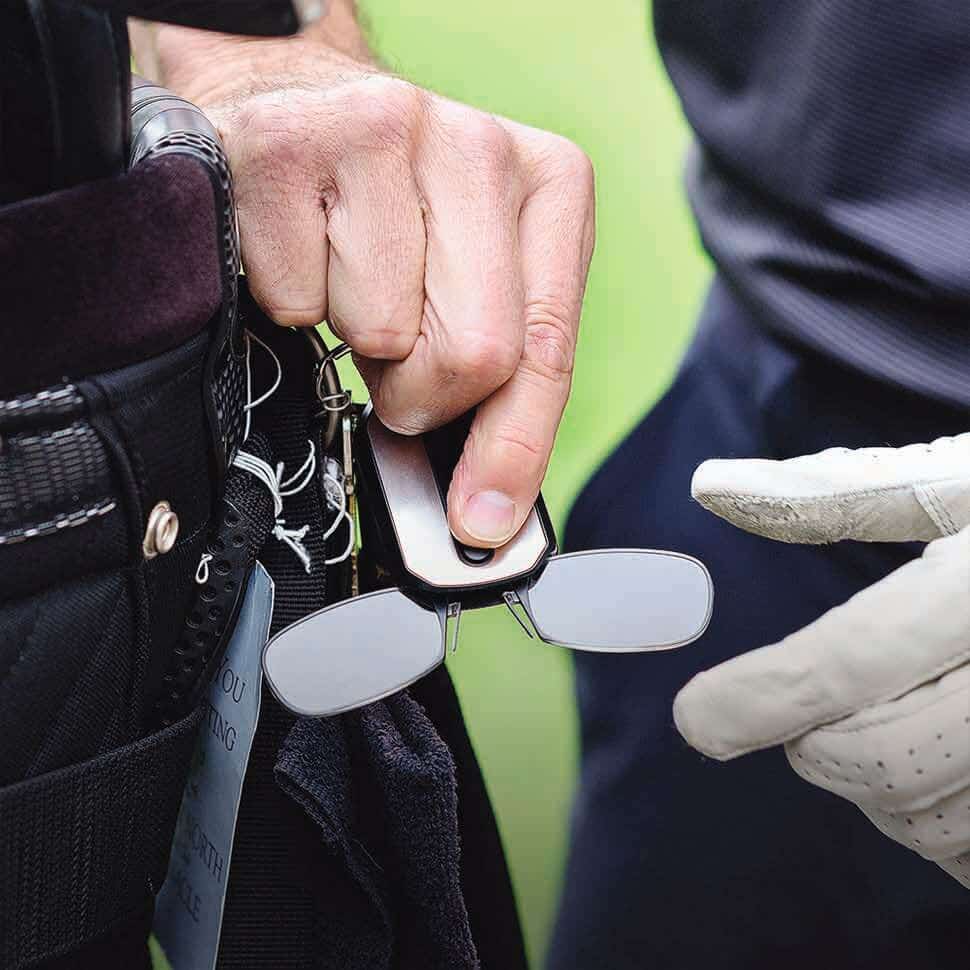 Unisex leesbril als sleutelhanger, compact en altijd bij de hand voor moeiteloos leesgemak, flexibel montuur.