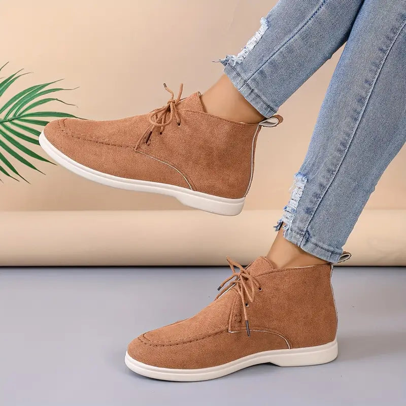 Moderne Maxime leren dames schoenen met stijlvol comfort. Trendy platte schoenen voor dagelijks gebruik.