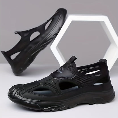"Ademende lichte heren sandalen met PU zool en sportief ontwerp, zijaanzicht. Perfect voor zomeractiviteiten."