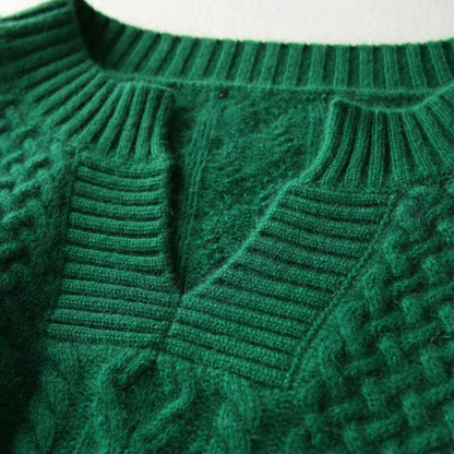 "Ademende wollen trui met uniek kabelpatroon, stijlvolle winterkleding voor dames, verkrijgbaar in diverse kleuren."