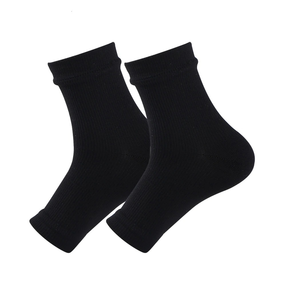 Unisex sportkousen met compressie, bieden comfort en ondersteuning tijdens activiteiten, verminderen pijn.