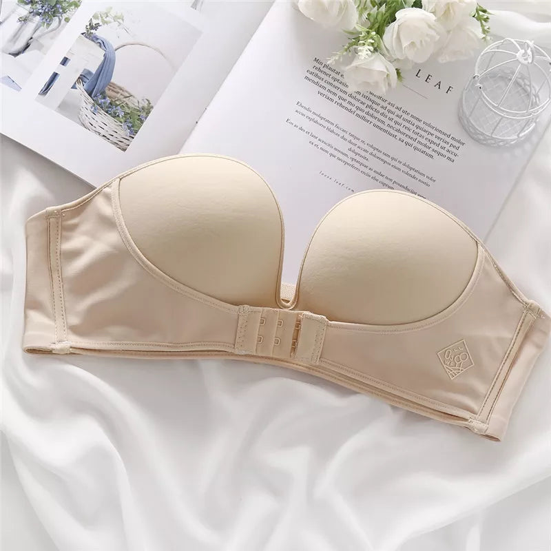 Witte strapless push-up bh met voorsluiting, comfortabel ondergoed voor dames.