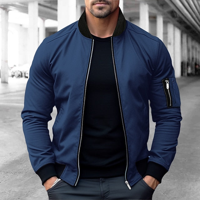 Stijlvol heren bomberjack, perfect voor elk seizoen. Comfortabel, modern design bovenkleding voor mannen.
