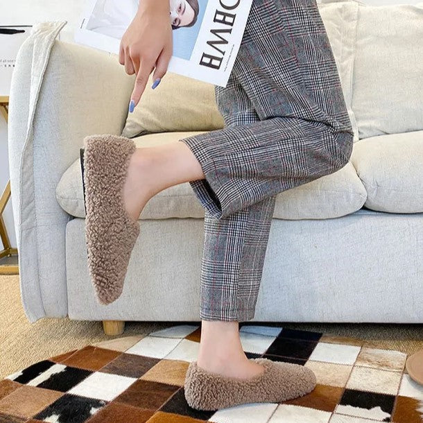 Zwarte winter ballerina's voor dames, elegant en warm, ideaal voor casual gebruik.