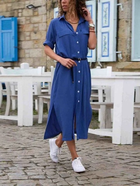 Dames elegante midijurk met knoopsluiting en accentuerende riem, een tijdloze en modieuze overhemdjurk.