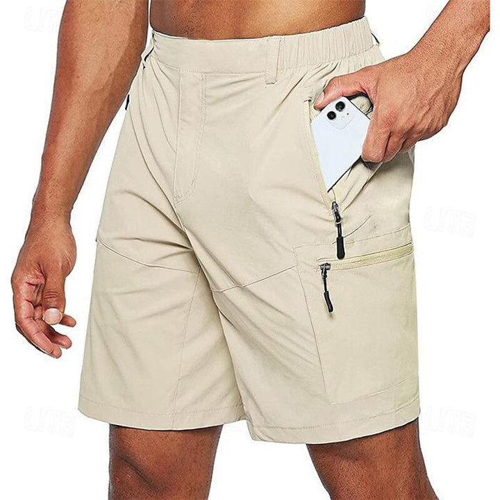 Ademende, sneldrogende polyester heren zomerbroek, perfect voor warme dagen en een actieve levensstijl.