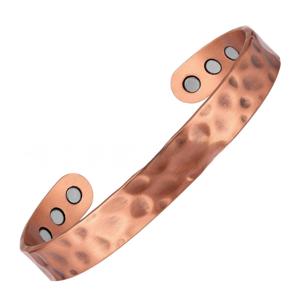 Unisex vintage koperen magneetarmband met groene jade edelstenen. Elegante retro stijl sieraad voor dames en heren.