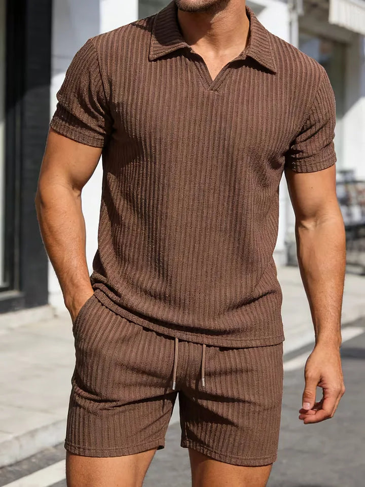 Comfortabele heren shorts met elastische tailleband uit de tweedelige zomerkledingset, perfecte pasvorm.