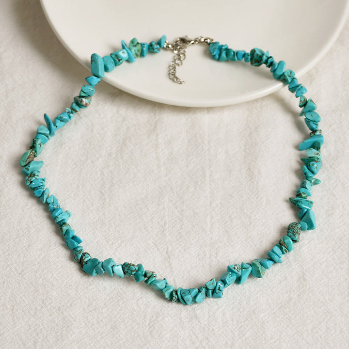 Chique Lina edelsteen sieraad, elegante kristallen ketting, perfect voor dames.