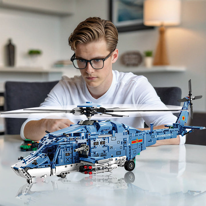 Realistische helikopter bouwset van ABS voor technische modelbouwers. Gedetailleerd constructieplezier voor volwassenen.