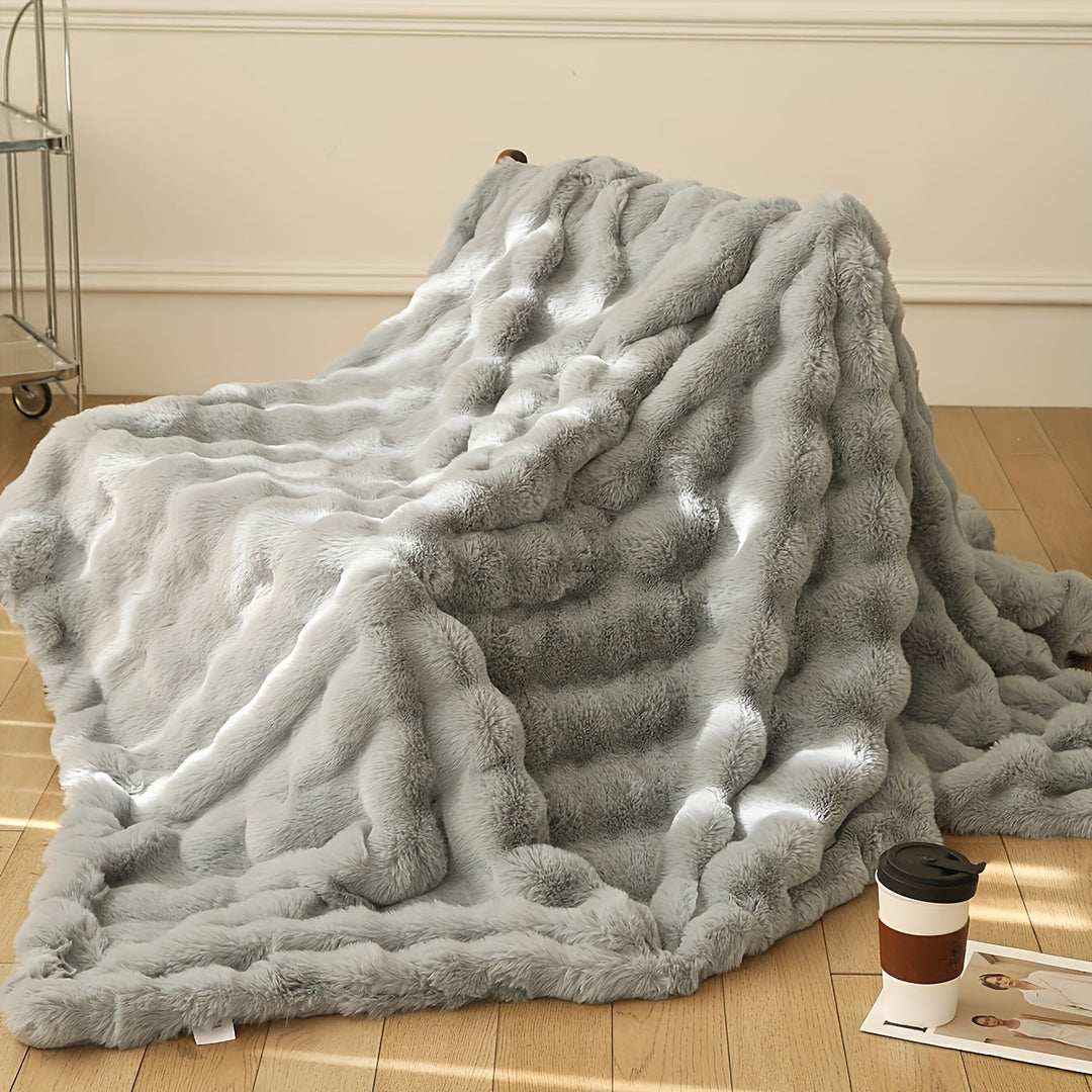 Warme kantoordeken van zacht fleece, ideaal voor extra comfort en warmte op het werk.
