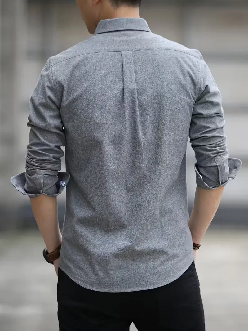 Stijlvol herenoverhemd: smart casual, mandarin kraag, lange mouwen en comfortabele pasvorm.