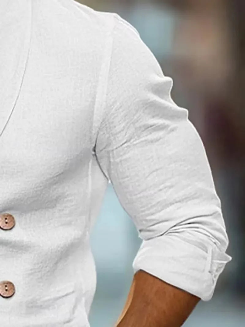 Heren double-breasted slim fit blazer van hoogwaardig linnen, met onderscheidende houten knopen voor een zakelijke look.