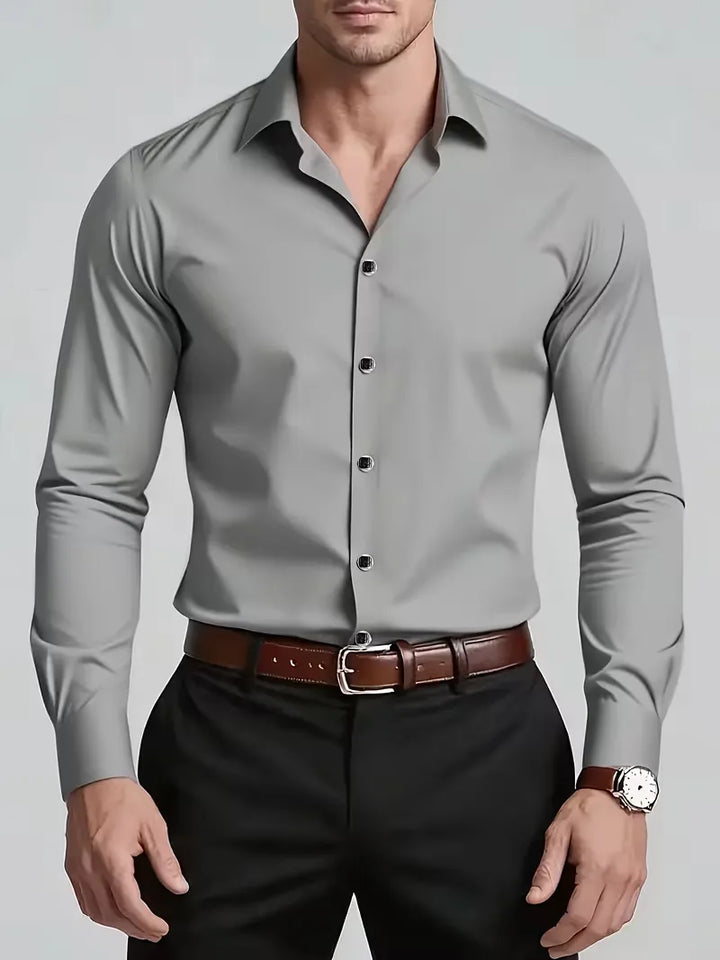 Lange mouwen slimfit overhemd met mandarijnkraag, essentieel voor de stijlvolle man.