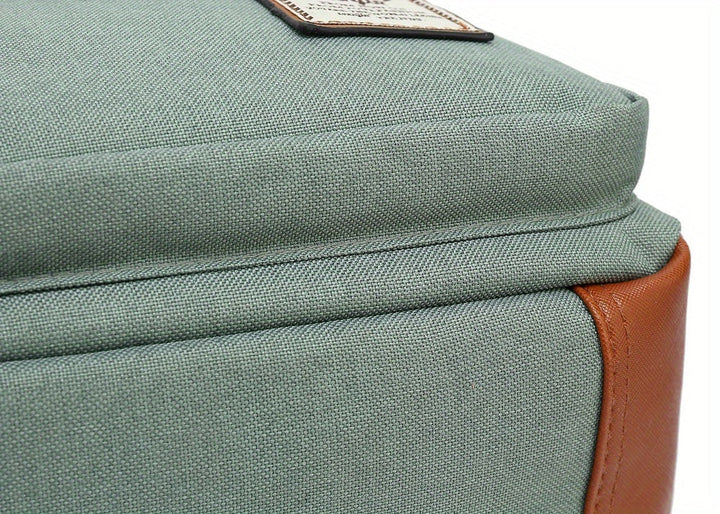 Details van de waterdichte ritsen op de unisex laptop rugzak met grote capaciteit.