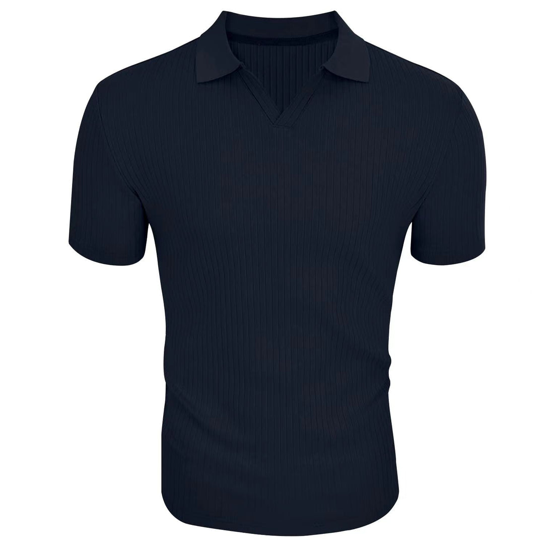 Verfijnd casual heren poloshirt met unieke textuur. Dit slimfit shirt met korte mouwen is ideaal voor zomerse herenmode.
