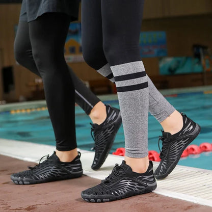 "Barefoot schoenen Allrounder met flexibele pasvorm en natuurlijke loopsensatie, beige bovenkant en minimalistische zolen."