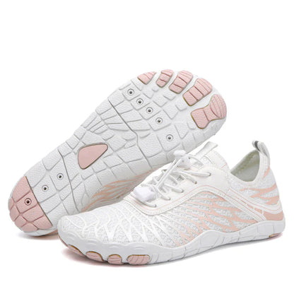 "Barefoot wandelschoenen met ademend bovenwerk en brede tenenruimte voor een natuurlijke loopervaring."
