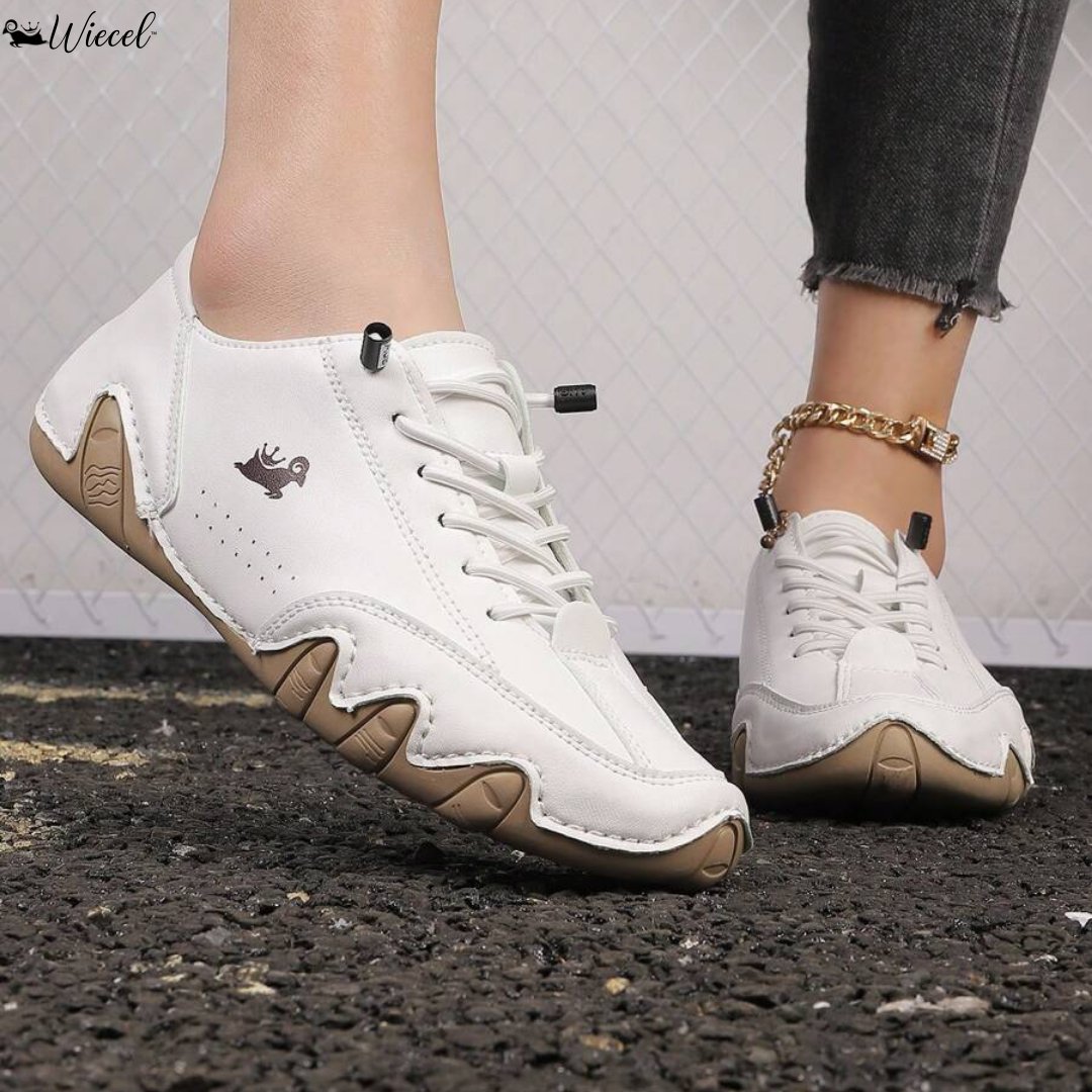 Comfortabele uniseks schoenen van leer, minimalistisch ontwerp voor vrije tenen en dagelijks gebruik.