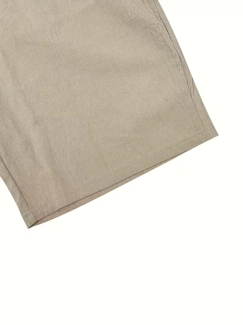 Khaki heren zomerkledingset, stijlvolle casual outfit voor mannen op zoek naar comfort.