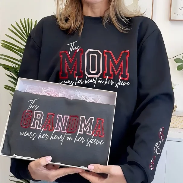 Dames hoodie, geborduurd met familiedetails, draag je hart op je mouw.