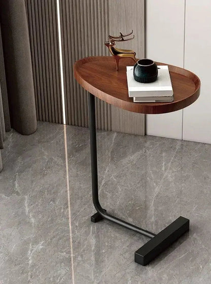 Bijzettafel, modern ontwerp, compact formaat, veelzijdig voor kleine ruimtes, ideaal naast bank of als nachtkastje.