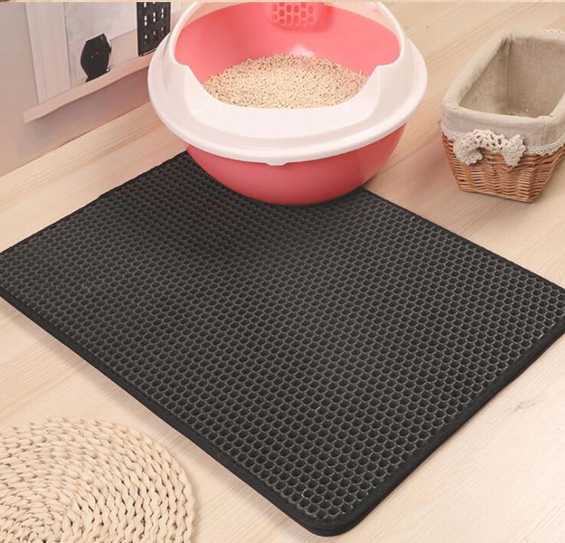 Grote zwarte kattenbakmat voor kattenbak, essentieel kattenaccessoire voor vloerbescherming en minder schoonmaak.