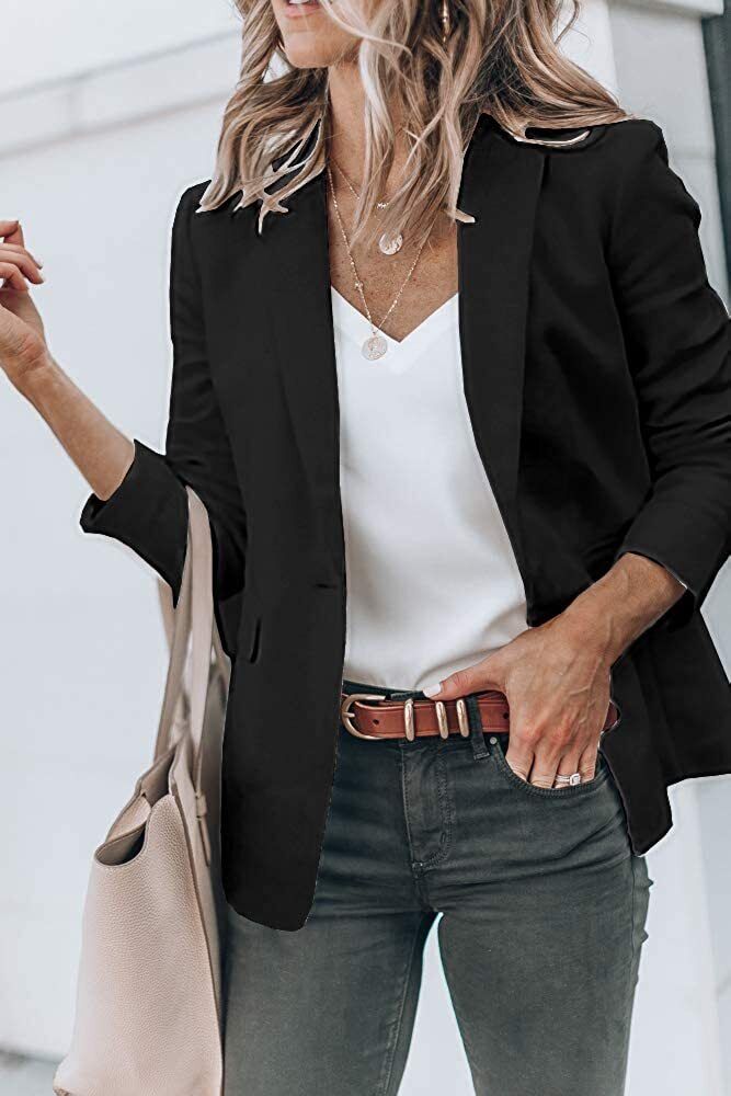 Casual chic effen damesblazer, de Margaux, een perfecte aanvulling.