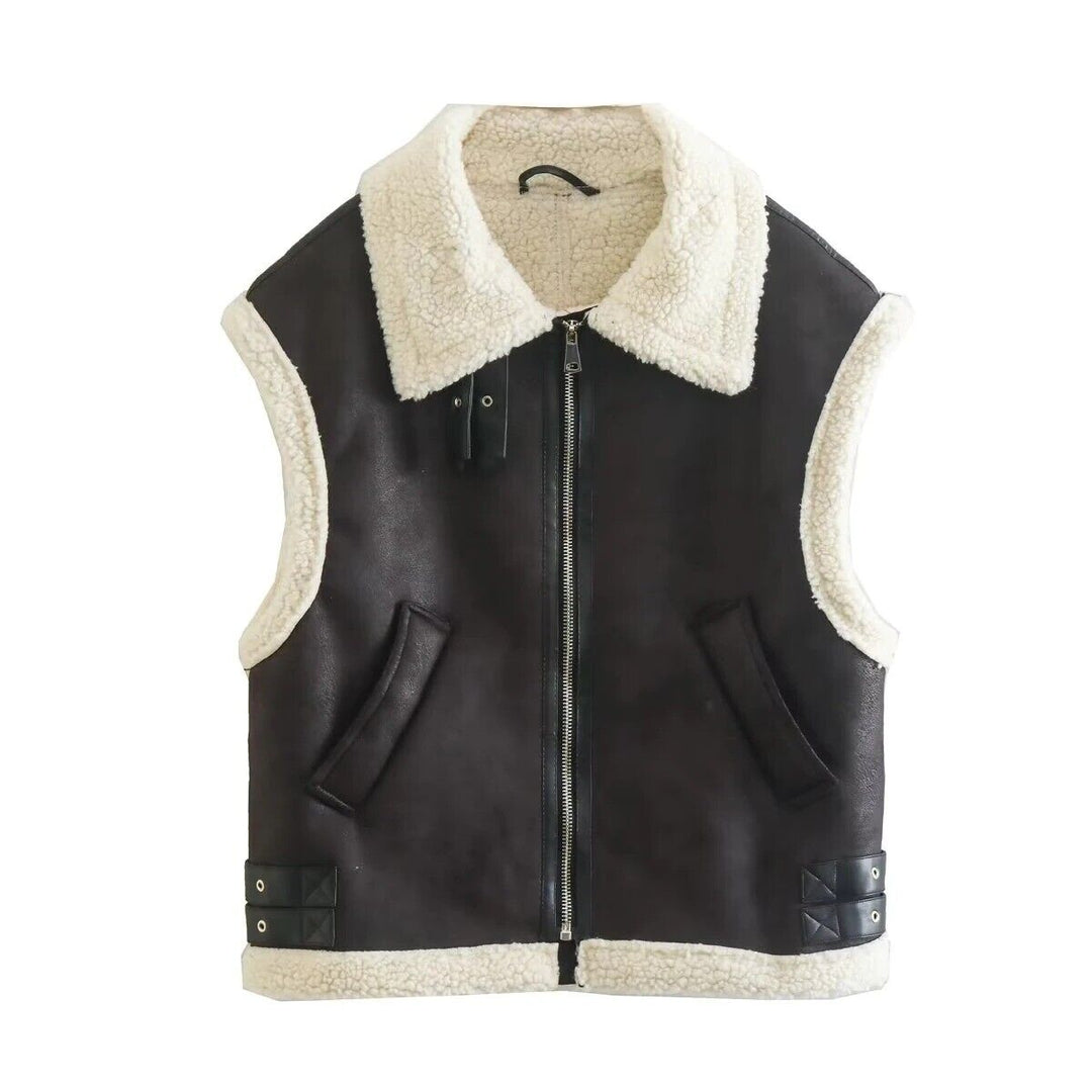 Warme dames bodywarmer van kunstleer, perfect voor herfst en winter; casual en comfortabel.