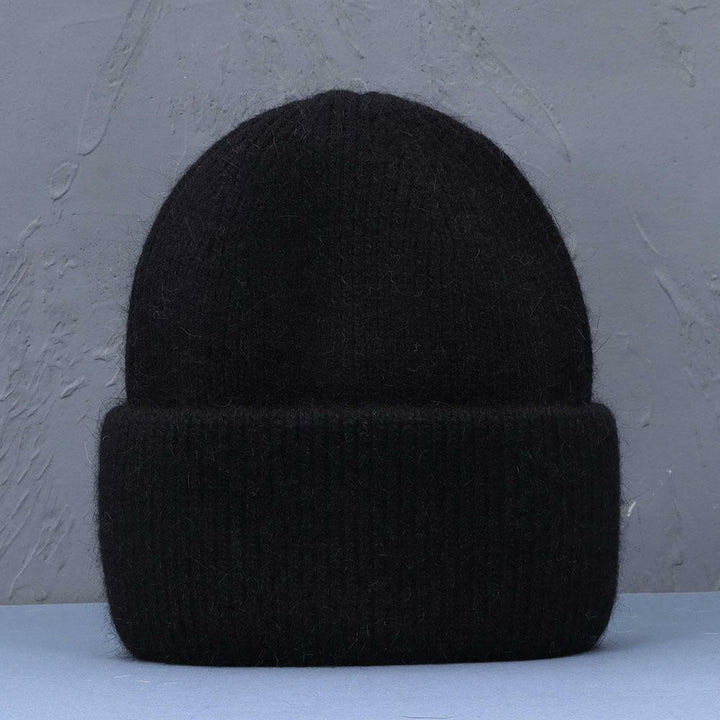 Luxe dames wintermuts van echt konijnenbont. Comfortabel en warm voor koude dagen.