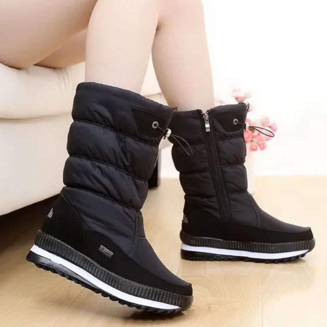Modieuze dames snowboots, warm en waterdicht, ideaal voor winterse omstandigheden en winterstijl.
