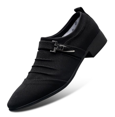 Stijlvolle zwarte formele heren veterschoenen; ideaal voor zakelijke bijeenkomsten, bruiloften en evenementen.