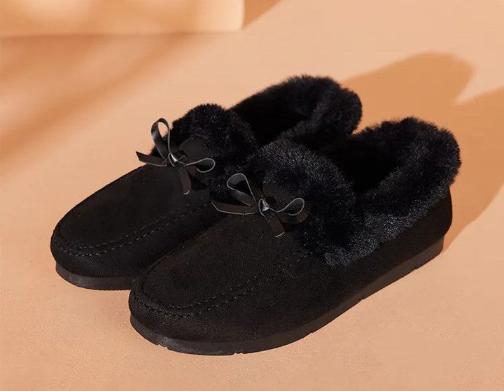 Bordeauxrode winter sloffen voor dames, met zachte voering en antislipzool.