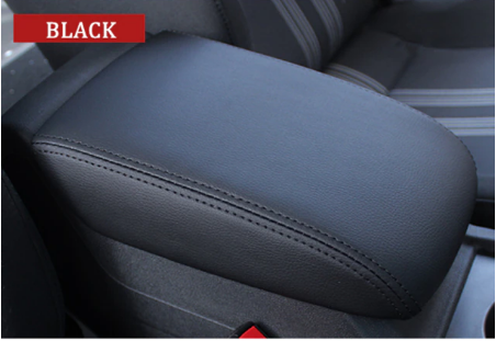 Beige auto armsteunhoes, zachte bekleding voor comfort en een stijlvolle interieurupgrade.
