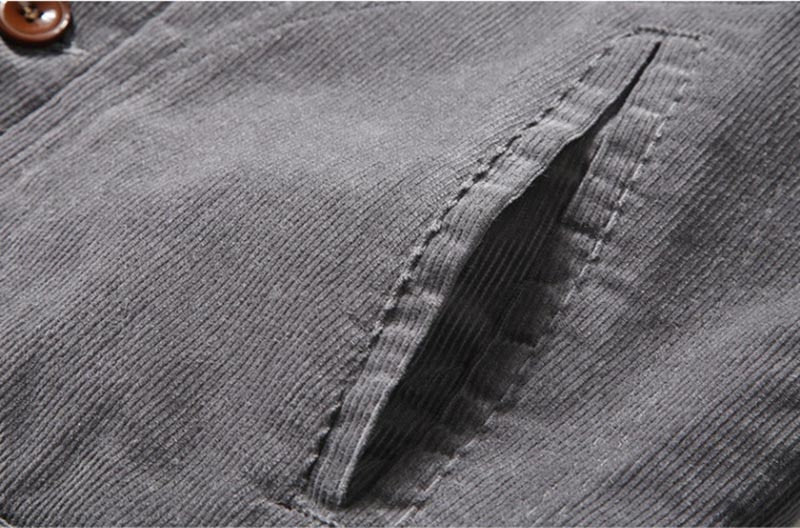 Casual heren winterjack van corduroy. Warm en trendy, ideaal voor dagelijks gebruik in de herfst.