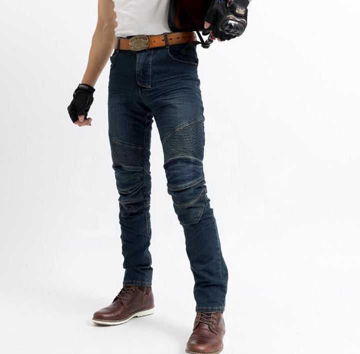 IronGuard motorbroek: CE-gecertificeerde bescherming en versterkt aramide denim voor maximale valbescherming.