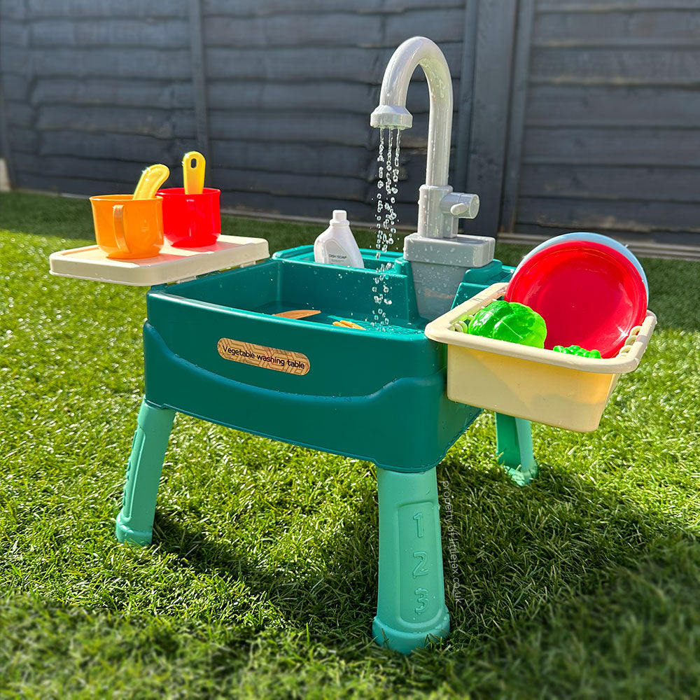 Vrolijke Magische Water Speelkeuken, een fantastisch cadeau voor kinderen met een echt werkende speelgoedkraan.
