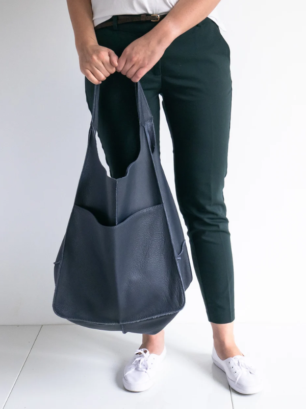 Stijlvolle PU-leren dames handtas Maxine, groot formaat voor zomeraccessoires.