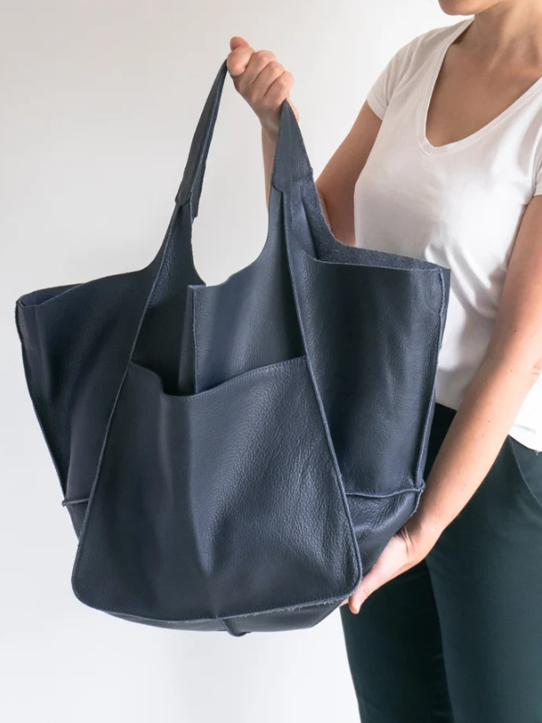 Stijlvolle Maxine strandtas voor dames, groot en gemaakt van duurzaam PU-leer.