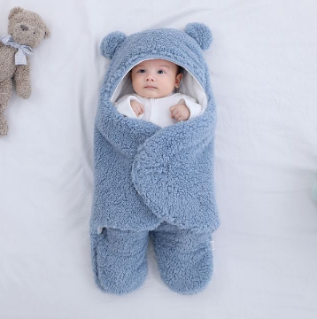 Schattige babyslaapzak beer, katoen en fleece, ideaal voor pasgeborenen en ultiem comfort.