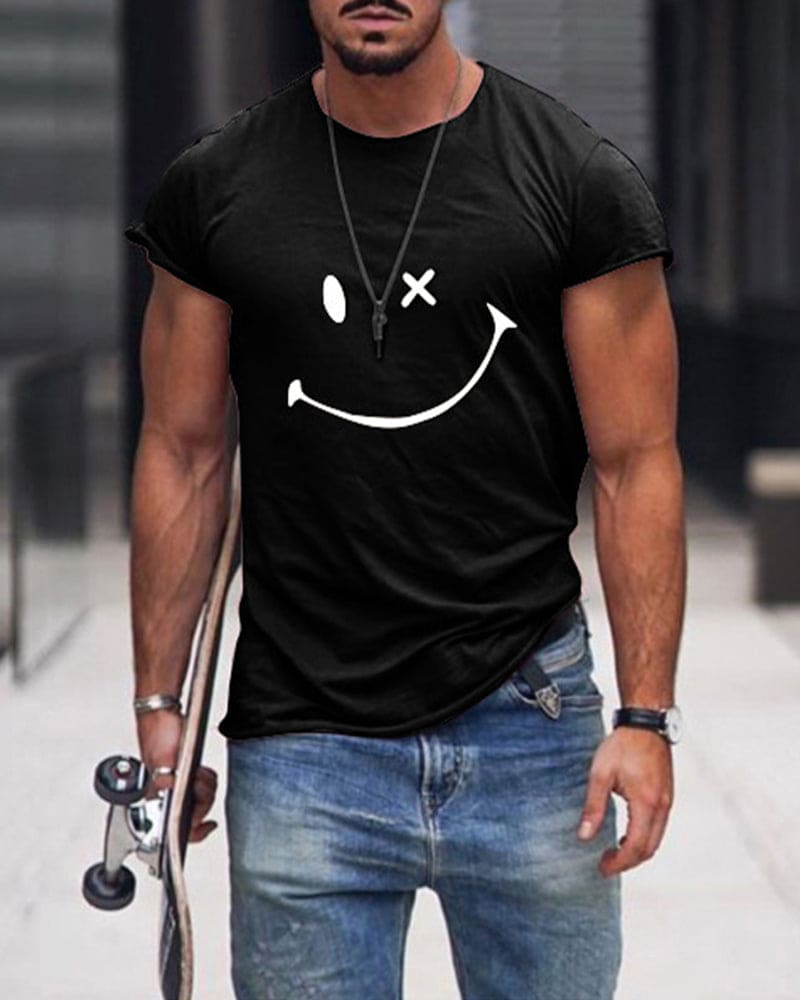 Ademend heren T-shirt met korte mouwen en ronde hals, perfect voor warme zomerdagen. Zachte stof, casual pasvorm.