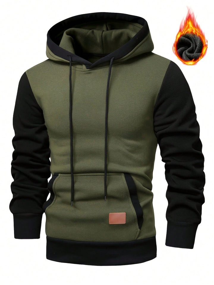 Modieuze heren hoodie met kleurenblokken, een veelzijdige casual trui voor lente en herfst.
