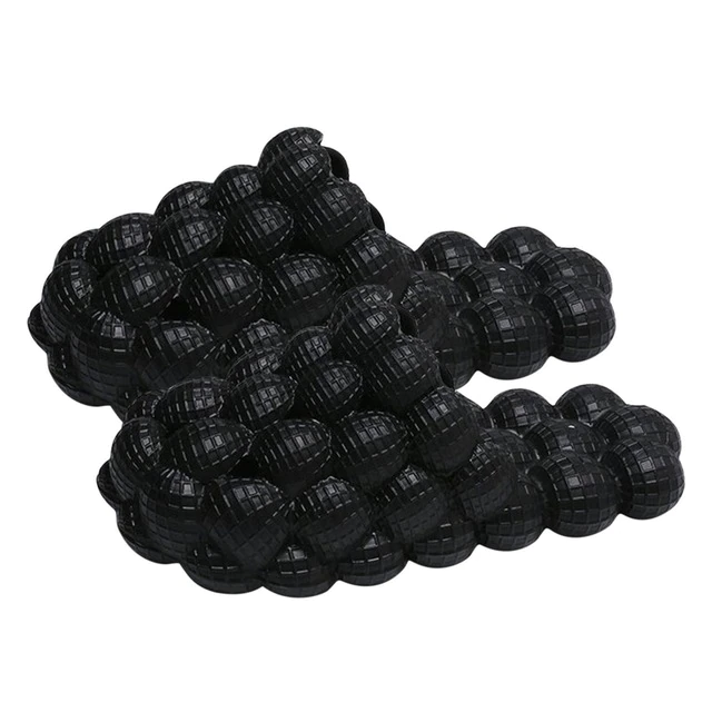 Comfortabele unisex bubbel slippers met anti-slip zool; ideaal voor huis, badkamer en tuin.